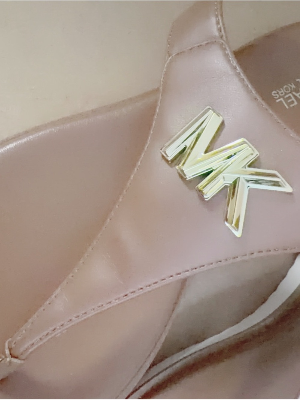 Michael Kors Brown Leather MK Logo Thong Sandals - Picture 3 of 7